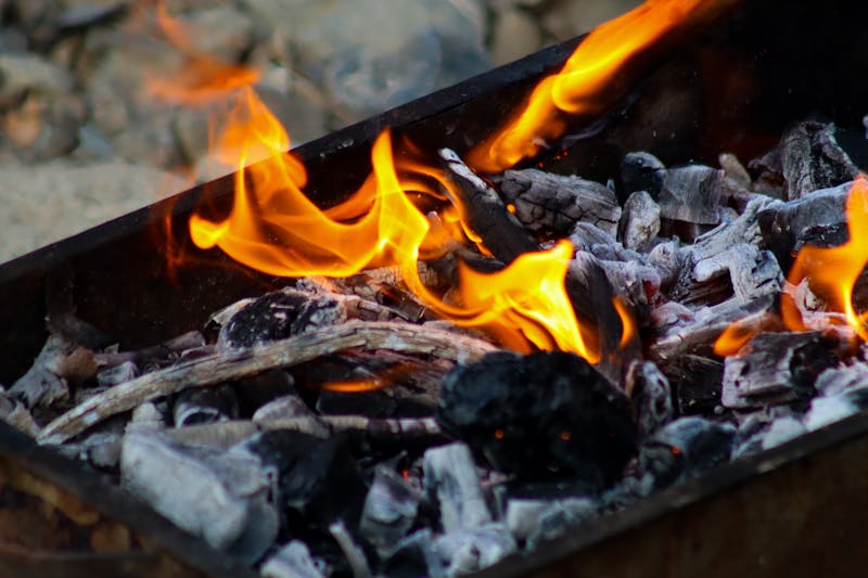 4 rivers smokehouse — authentic BBQ cooking environment