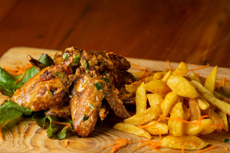 4 rivers smokehouse sampler plate promotion